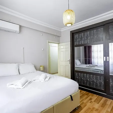Cozy Flat W Balcony 10 Min To In Appartamento